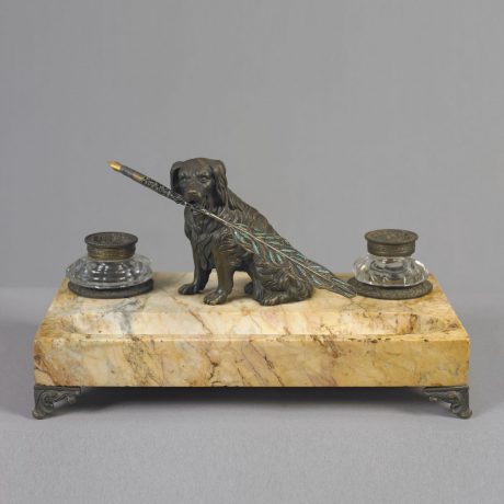 Desk Standish