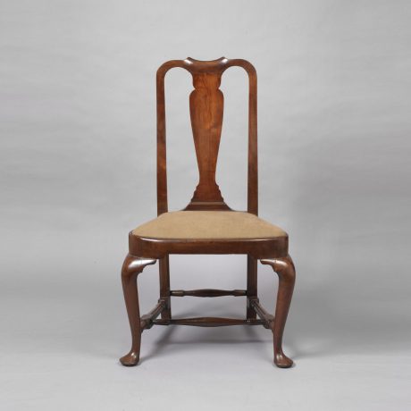 Queen Anne Balloon Seat Side Chair