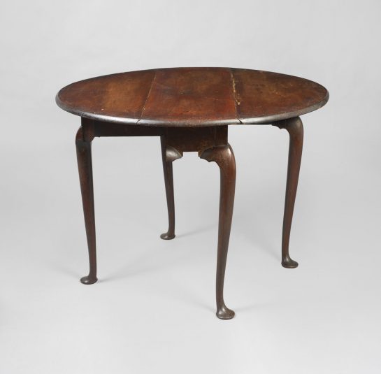 Queen Anne Drop-Leaf Table