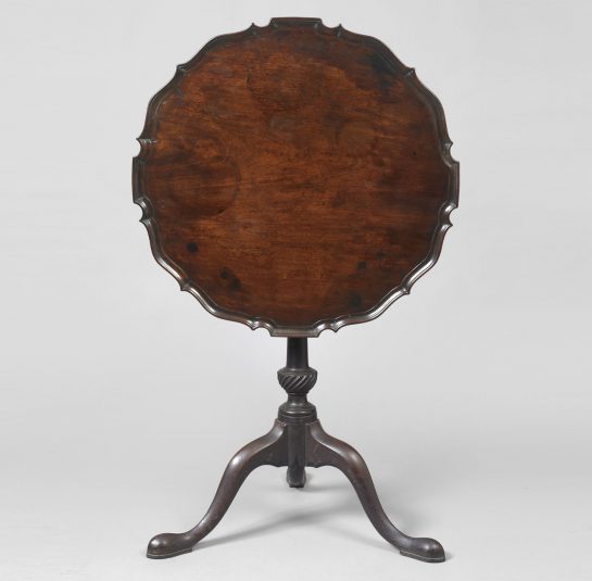Chippendale Pie Crust Tilt Top Tea Table