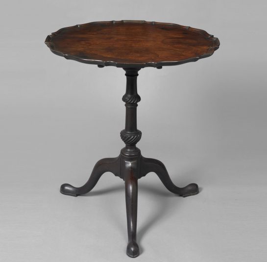 Chippendale Pie Crust Tilt Top Tea Table