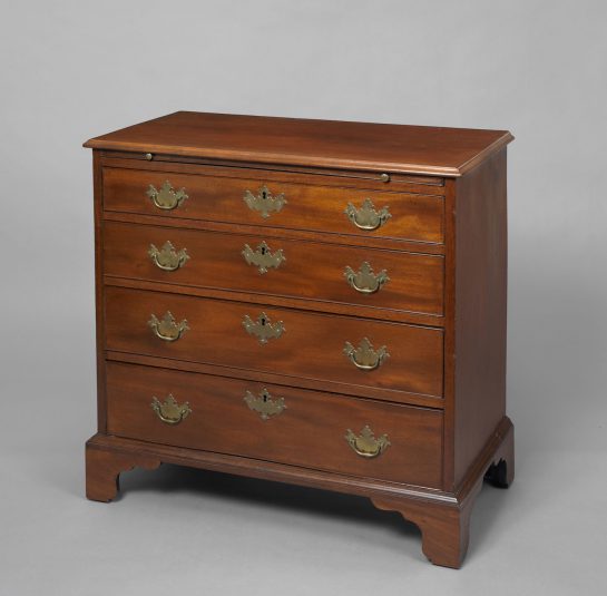 Chippendale Bachelor’s Chest