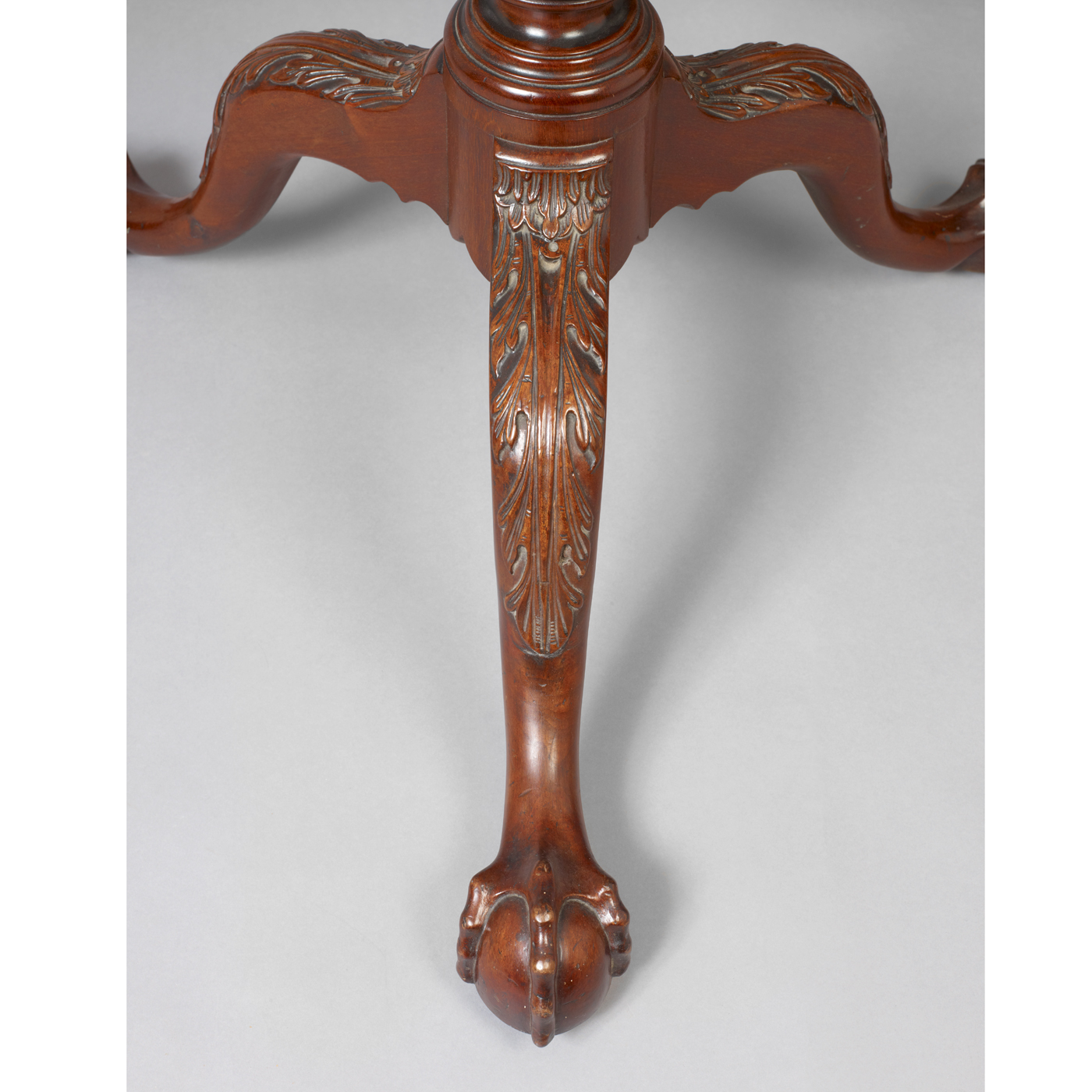 Chippendale pie crust table deals
