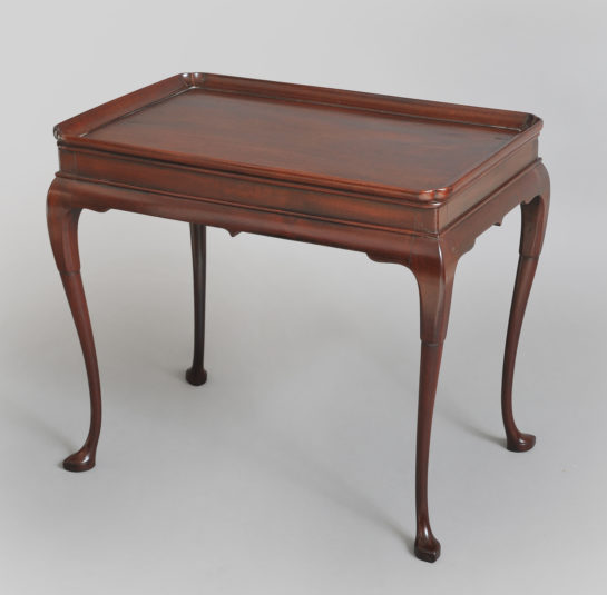 Queen Anne Tray Top Tea Table