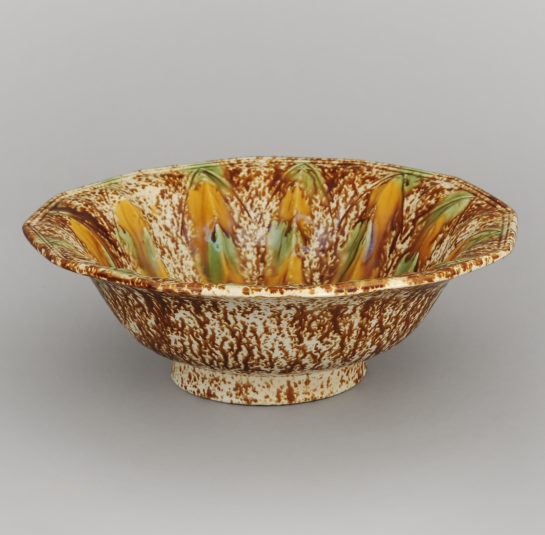 Exceptional Bennington “Diamond Pattern” Bowl