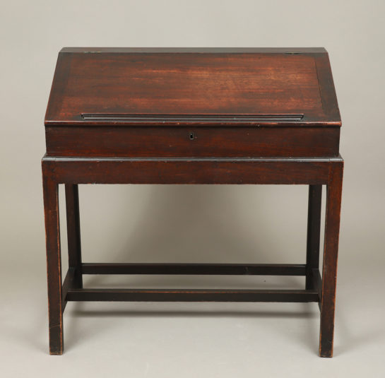 Chippendale Desk on Frame