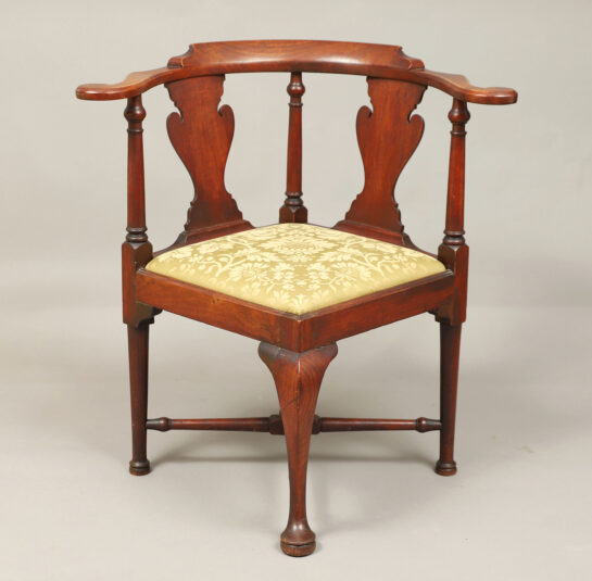 Queen Anne Corner Chair
