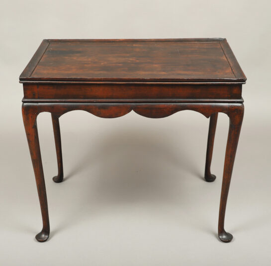Queen Anne Tray Top Tea Table